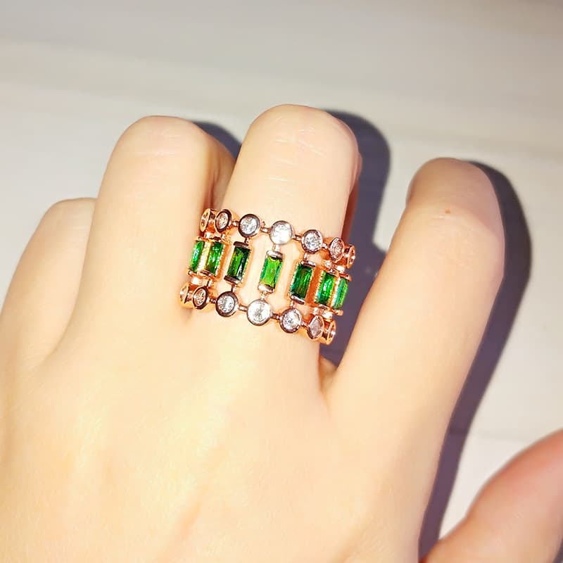 Emerald Gold-plated Hollow Ring Setting 6